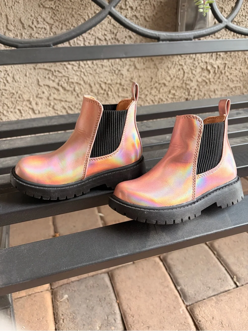 Old Navy Iridescent Pink Chelsea Boots for Toddler Girls